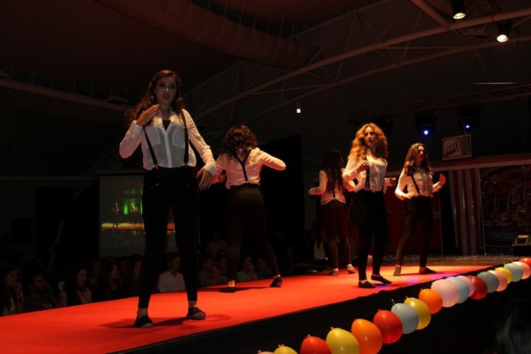 IC Line Up Fashion Show
